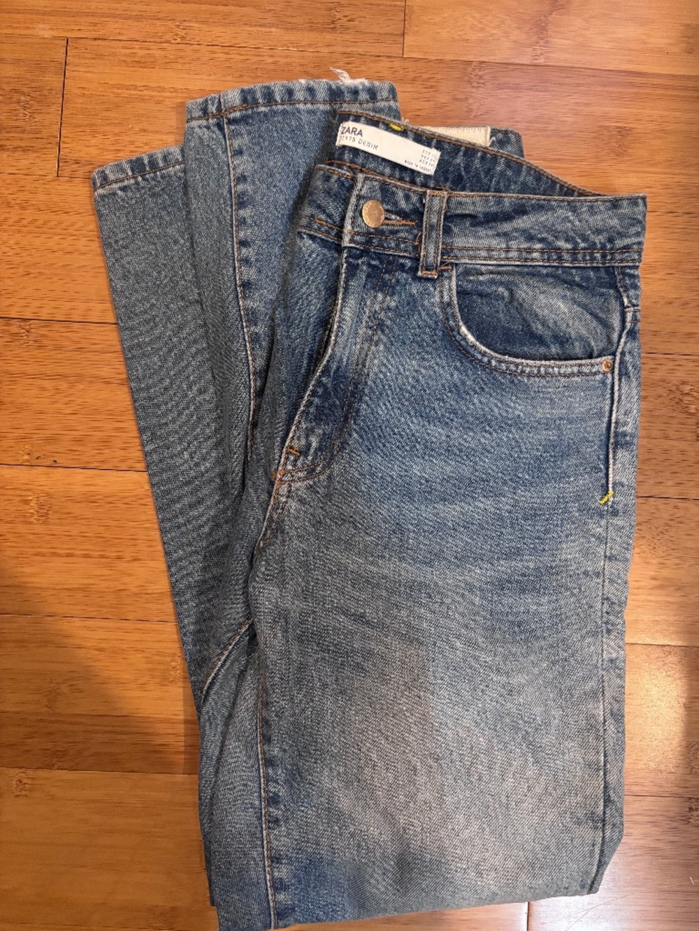 Zara jeans